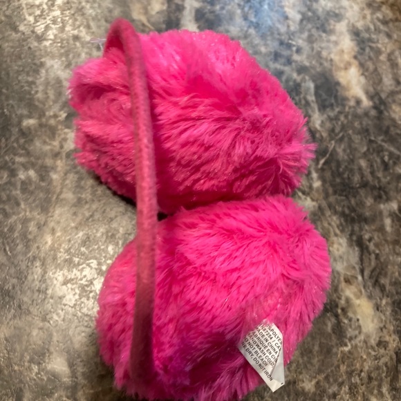 NWT Fluffy Ear Muff Faux Fur Behind Neck No Hair Mess Warmers - Picture 12 of 16